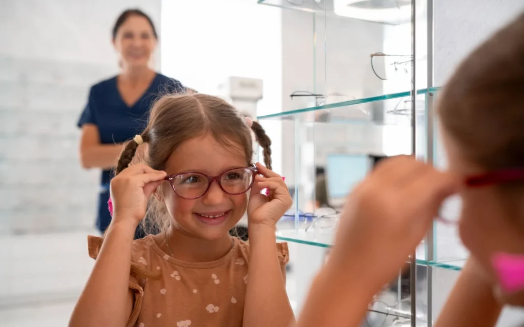 Cómo saber si mi hijo necesita gafas